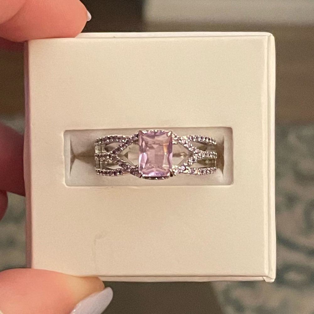 Silver and purple ring